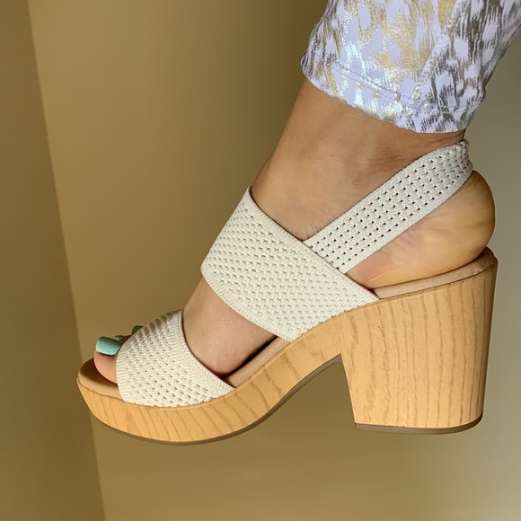 Brand new in the box chunky heels - Picture 1 of 12